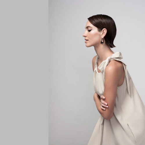 ROBE MIDI SANS MANCHES ÉPAULES NOUÉES